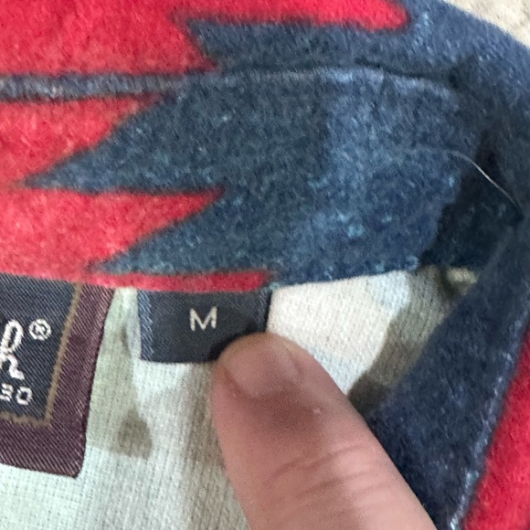 90s Woolrich Aztec Southwestern field weight flannel long sleeve button up shirt - Picture 4 of 5